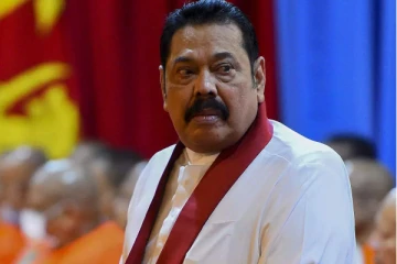மஹிந்த பதவி விலகாவிட்டால் நாங்கள் விலகுவோம் ! ரணகளமாகும் தென்னிலங்கை அரசியல்
