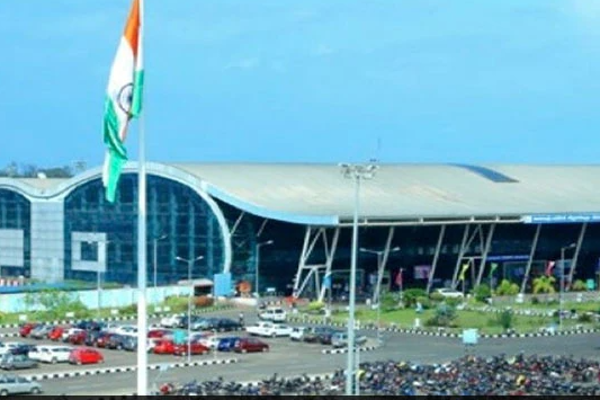இலங்கையால் கோடி பணம் ஈட்டும்  இந்திய விமானநிலையம் ஒன்று | Indian Airport Earning Crores Due Tolankan Crisis