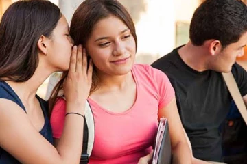 நம்பர் நடிகையால் வாழ்க்கையை தொலைத்த மெகா ஹிட் இயக்குனர்