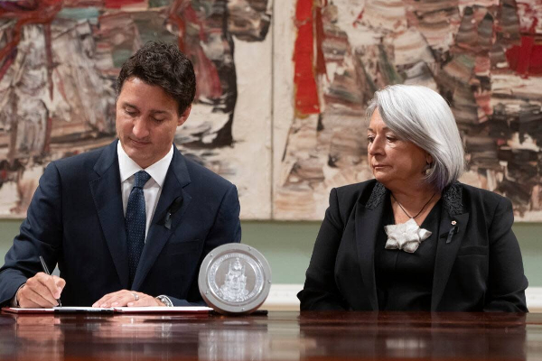 கனடாவின் புதிய அரச தலைவரான மன்னர் மூன்றாம் சார்ள்ஸ்! | Canada S New Head Of State Is King Charles Iii