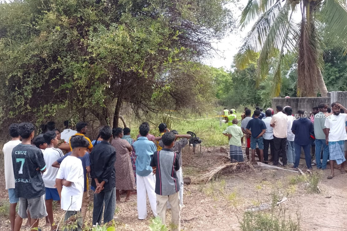 மன்னாரில் ஆண் ஒருவரின் சடலம் மீட்பு! பொலிஸார் தீவிர விசாரணை | Body Of A Man Recovered From A Scrub Jungle Area மன்னாரில் ஆண் ஒருவரின் சடலம் மீட்பு! பொலிஸார் தீவிர விசாரணை | Body Of A Man Recovered From A Scrub Jungle Area