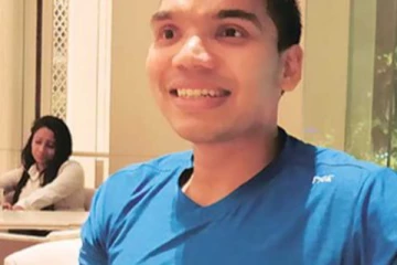 නාමල් මාලදිවයිනේ ගිහින් කරපු අලුත්ම සෙල්ලමක වීඩියෝවක් එළියට එයි ! (VIDEO)