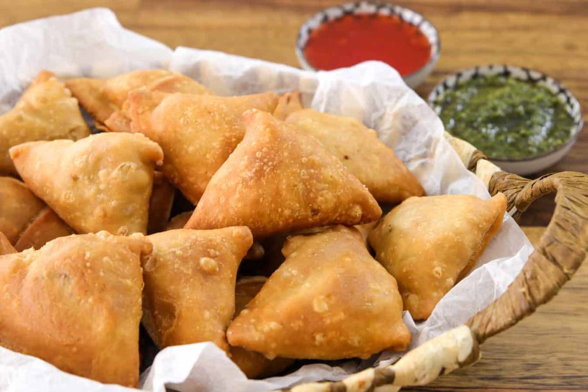 சமோசா முதல் நூடுல்ஸ் வரை... ஈரான் போர் உணவுப்பொருட்கள் மீது ஏற்படுத்தியுள்ள தாக்கம் | Iran War Affects Samosa Noodles Price