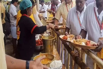 6000 கிலோ மட்டன், 4000 கிலோ சிக்கன் பிரியாணியுடன் தடபுடலான விருந்து - அசத்திய அமைச்சர் நேரு!