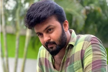 ரோஜா சீரியலில் இருந்து அதிரடியாக விலகிய பாண்டியன் ஸ்டோர்ஸ் பிரபலம்! சோகத்தில் ரசிகர்கள்