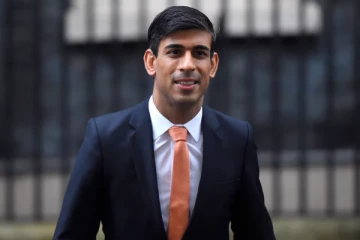 இங்கிலாந்து பிரதமர் பதவிக்கான போட்டியில் தொடர் முன்னிலையில் இந்திய வம்சாவளி!