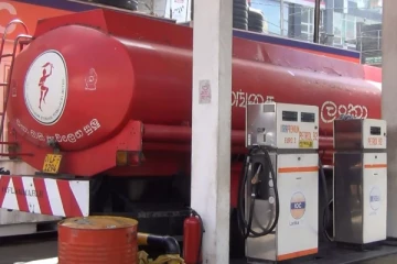 ඉන්ධන ගැටලුවේ අවසන්ද..? ඉන්ධන පෝලිම් වල සිදු වූ වෙනස..