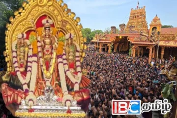 பல்லாயிரக்கணக்கான பக்தர்கள் புடைசூழ தேரேறி வந்த நயினை நாகபூசணி அம்மன்