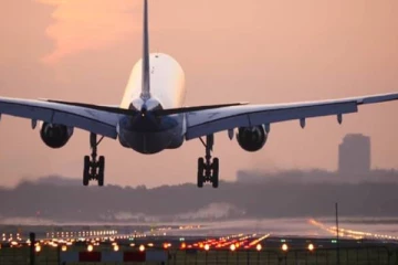 சர்வதேச விமான நிறுவனத்தை ஏலம் விட முடிசெய்த பிரபல நாடு!