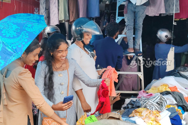 நாடளாவியரீதியில் சூடு பிடித்துள்ள பண்டிகைக்கால வியாபாரம் | Festive Season Business Is Booming In Mannar