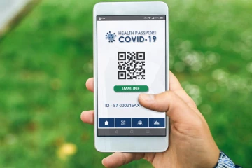 தடுப்பூசி அட்டைக்கு பதில் அலைபேசி செயலி!