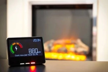 இன்று ஒருநாள் இருட்டில் இருப்பீர்களா? பிரித்தானிய மின் துறை ஊக்கத்தொகை அளிக்கிறது: யார் யாருக்கு தகுதி