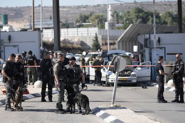 கசிந்த காணொளி... இஸ்ரேல் இராணுவ சட்டத்தரணியை சிறையில் தள்ளிய நெதன்யாகு | Israeli Military Lawyer கசிந்த காணொளி... இஸ்ரேல் இராணுவ சட்டத்தரணியை சிறையில் தள்ளிய நெதன்யாகு | Israeli Military Lawyer