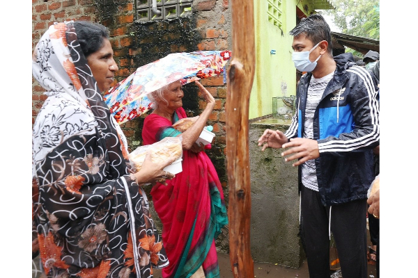 மழை நீரில் தத்தளிக்கும் மக்கள்... உடனே களத்தில் இறங்கிய உதயநிதிஸ்டாலின்! | Tamilnadu Rain