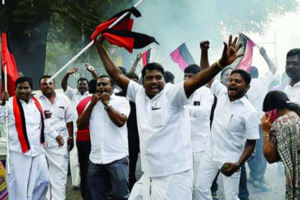 தமிழகத்தில் திமுக ஆட்சியை பிடிக்கும்:கருத்துக்கணிப்பில் பரபரப்பு தகவல் | Dmk Rule Tamilnadu Sensational Information Poll