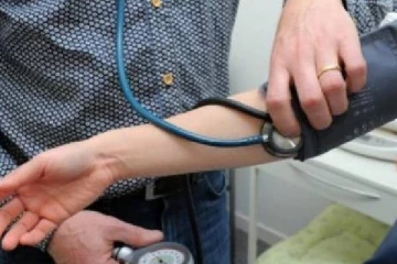 மருத்துவர் மீது இடம்பெற்ற சரமாரி தாக்குதல்