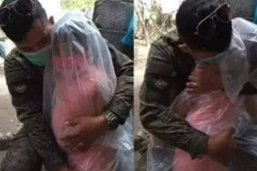 கொரோனா பாதித்த தன் குழந்தையின் உடலை பிளாஸ்டிக் பையினுள் போட்டு கட்டி தழுவிய தந்தை!