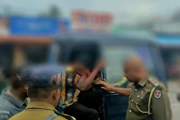 யாழில் பெண்களிடம் சேட்டை செய்த 13 பேரை வளைத்து பிடித்த பொலிஸார்!