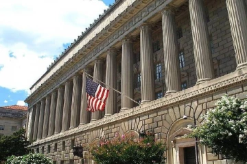 இலங்கையின் தேசியக்கொடி வாசல் விரிப்பு தொடர்பில் அமெரிக்காவிடம் கவலையை வெளிப்படுத்தியுள்ள இலங்கை