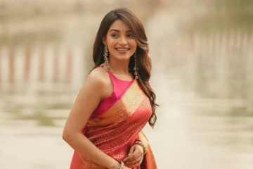 சீரியலில் ஹோம்லி.. ஆனால் நிஜத்தில் இப்படியா? நீச்சல் உடையில் தர்ஷனா ஸ்ரீபால் போட்டோஷூட்