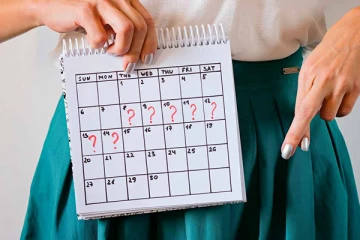 ஒழுங்கற்ற மாதவிடாய் பிரச்சனையால் அவஸ்தைப்படுறீங்களா? சரி செய்ய சில மருத்துவ குறிப்புக்கள் !!