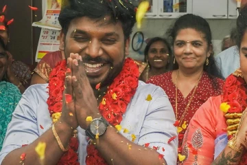 விஜய் டிவி நாஞ்சில் விஜயனுக்கு நிச்சயதார்தம்.. பெண் யார் தெரியுமா?