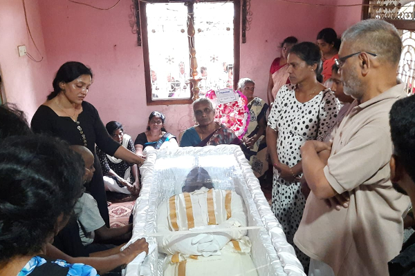கனடாவுக்கு புறப்பட்ட யாழ் குடும்பஸ்தரின் சோகமான முடிவு | Sad End Of The Jaffna Family Who Left For Canada