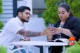 ජනප්රිය ගායිකා සමිතා මුදුන් කොටුව සහ ඇයගේ ආදරණීය සැමියා රංගනයට