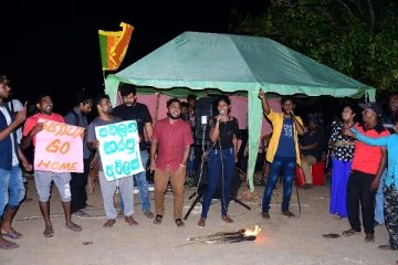 ''கோட்டாகோகம'' 50ஆவது நாள் பூர்த்தியை முன்னிட்டு புத்தளத்தில் நிகழ்வுகள் (Photos)