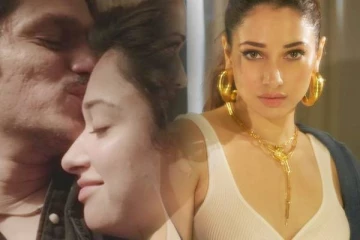 ஆமாம் அவரை தான் காதலிக்கிறேன்!! உண்மையை உடைத்த நடிகை தமன்னா..