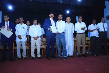 கிழக்கு ஆளுநரினால் உள்ளூராட்சிமன்ற ஊழியர்களுக்கு நிரந்தர நியமனம் வழங்கி வைப்பு