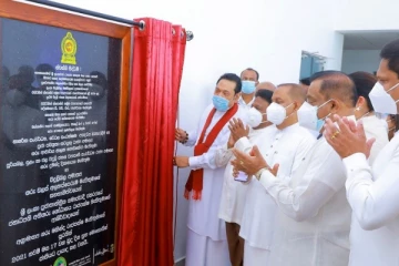 இலங்கையின் முதலாவது திண்ம கழிவு மின் உற்பத்தி நிலையம் பிரதமரினால் திறந்து வைப்பு