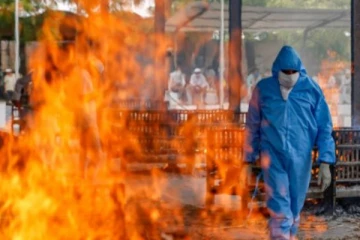 இந்தியாவில் வேகமெடுக்கும்  கொரோனா : ஒரே நாளில் 1399 பேர் உயிரிழப்பு..!