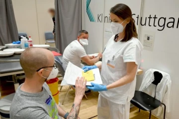 தடுப்பூசி போட்டுக்கொண்டவர்களுக்காக ஒரு புதிய சட்டம்... ஜேர்மனி நிறைவேற்றியது