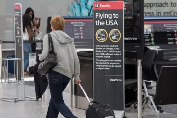 பிரித்தானியாவில் இந்திய விமானங்களுக்கு அனுமதி மறுப்பு! - லண்டனை வந்தடைந்த இறுதி விமானம்