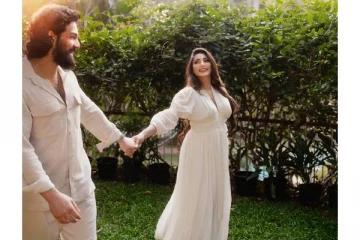 நாகார்ஜுனா மகன் அகிலை விட மருமகளுக்கு வயது அதிகமாம்.. இத்தனை வயது பெரியவரா?