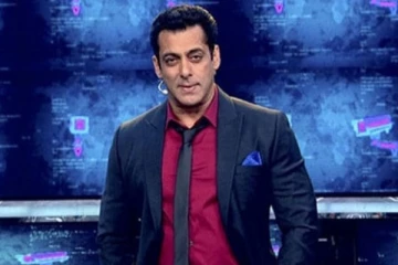 பிக் பாஸ் சம்பளத்தை பல  மடங்கு உயர்த்திய சல்மான் கான்! ஒரு வாரத்திற்கு இத்தனை கோடியா