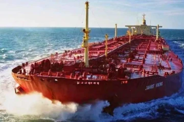 அமெரிக்க முற்றுகைப் பகுதி வழியாக வெளியேறிய ஈரானின் மிகப்பெரிய இரு எண்ணெய் கப்பல்
