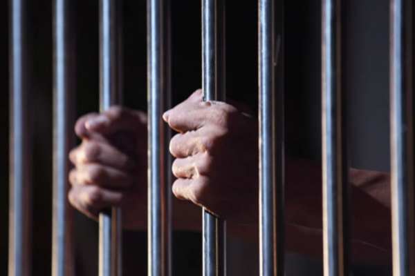 சிறைச்சாலையிலிருந்த இரு கைதிகள் தப்பியோட்டம் | Two Prisoners Escape From Jail In Sri Lanka சிறைச்சாலையிலிருந்த இரு கைதிகள் தப்பியோட்டம் | Two Prisoners Escape From Jail In Sri Lanka