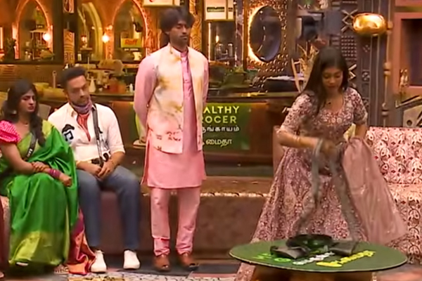 Bigg Boss: பாரு, கம்ருதின் மைக்கை கழற்றி வைத்த தருணம்! தக்க பதிலடி கொடுத்த விஜய்சேதுபதி | Bigg Boss Vijay Sethupathi Angry Amith Bigg Boss: பாரு, கம்ருதின் மைக்கை கழற்றி வைத்த தருணம்! தக்க பதிலடி கொடுத்த விஜய்சேதுபதி | Bigg Boss Vijay Sethupathi Angry Amith