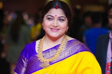 குண்டாக இருந்த நடிகை குஷ்புவா இது?- உடல்எடை குறைத்து எவ்வளவு ஒல்லியாக உள்ளார் பாருங்க