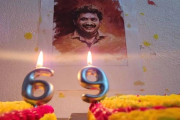 விடுதலைப் புலிகளின் தலைவருக்கு யாழ் பல்கலைக்கழகத்தில் கேக் வெட்டிய மாணவர்கள்!