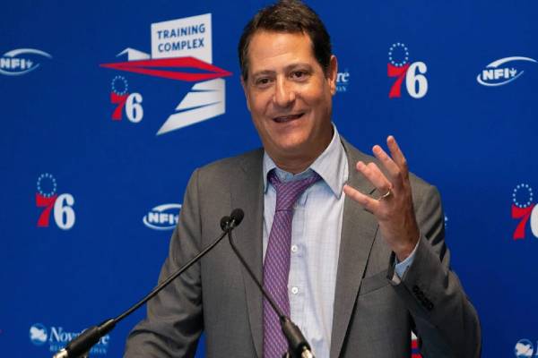 விலை போகிறதா RCB..! களத்தில் குதித்த அமெரிக்க கோடீஸ்வரர் | An American Has Offered To Buy The Rcb Team விலை போகிறதா RCB..! களத்தில் குதித்த அமெரிக்க கோடீஸ்வரர் | An American Has Offered To Buy The Rcb Team