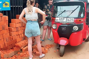 வெளிநாட்டு இளம் தம்பதிகள் ஏற்படுத்திய சேதம்