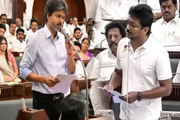 நான் பதில் சொல்கிறேன் ...ஆனால் யாரும் ஓடக்கூடாது; உதயநிதி காலை வாரிய முதலைச்சர் விஜய்!