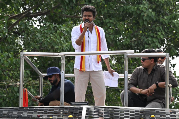 ஈரோட்டில் ரோடு ஷோ நடத்தும் விஜய்? செங்கோட்டையன் விளக்கம் | Sengottaiyan About Tvk Vijay Visit On Erode Dec16 ஈரோட்டில் ரோடு ஷோ நடத்தும் விஜய்? செங்கோட்டையன் விளக்கம் | Sengottaiyan About Tvk Vijay Visit On Erode Dec16