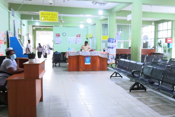 கிழக்கு மாகாணத்தில் வெறிச்சோடிய மருத்துவமனைகள் | Doctors Strike In The Eastern Province