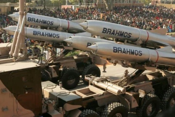 பிலிப்பைன்ஸுக்கு சூப்பர்சோனிக் ஏவுகணைகளை வழங்கிய இந்தியா
