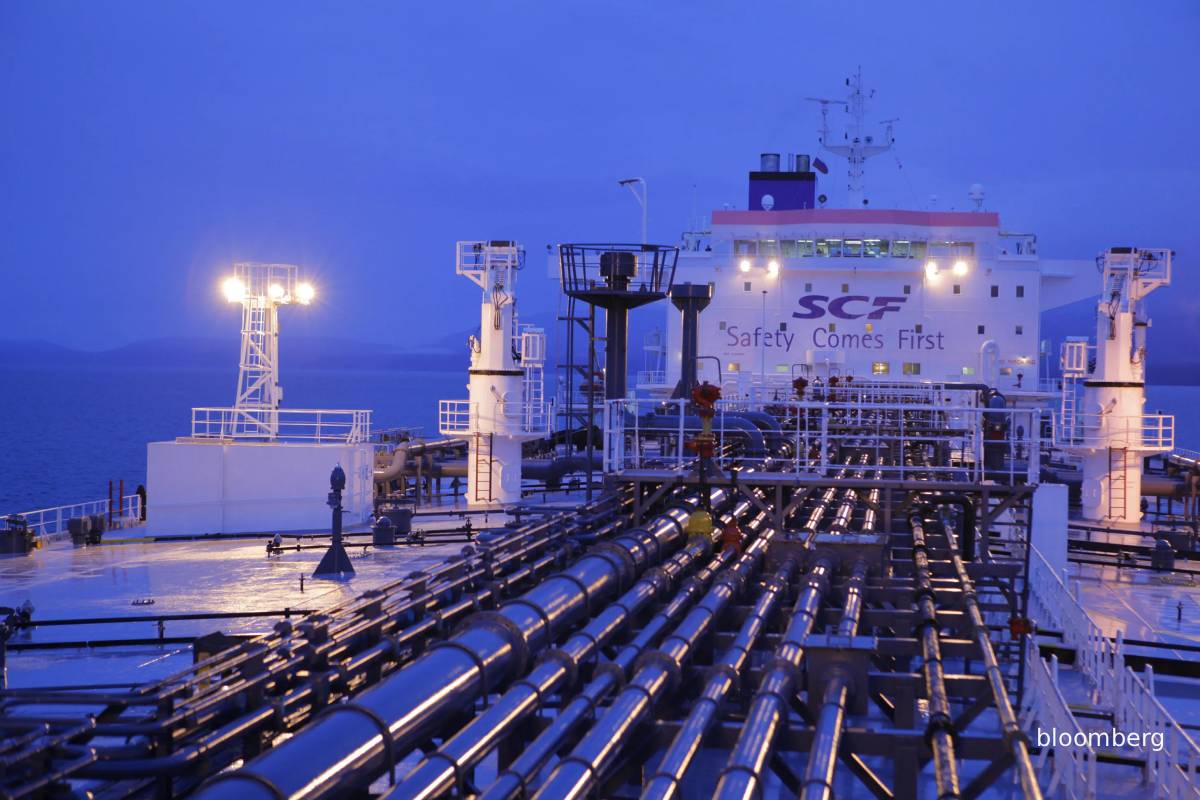 எந்த நாடும் ரஷ்யாவில் இருந்து எண்ணெய் வாங்கலாம்: புதிய 30 நாள் சலுகை அறிவித்த ட்ரம்ப் | Us Issues Waiver Russian Oil