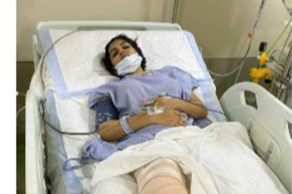 படுத்த படுக்கையாக கிடக்கும் யாஷிகா - கண்கலங்கும் புகைப்படம் - சோகத்தில் ரசிகர்கள்!! | Yashika Bed Photo Viral Fans Sad படுத்த படுக்கையாக கிடக்கும் யாஷிகா - கண்கலங்கும் புகைப்படம் - சோகத்தில் ரசிகர்கள்!! | Yashika Bed Photo Viral Fans Sad